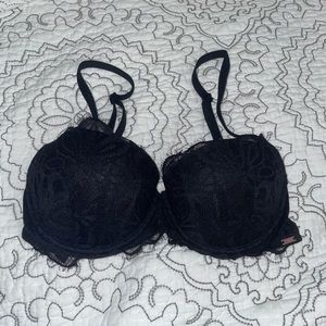 Black lace bra